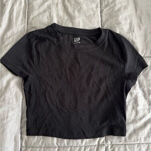 GAP Women's Classic Black Crop Top